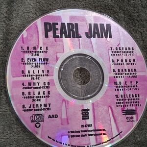 Pearl Jam Graphic Compact Disc Only